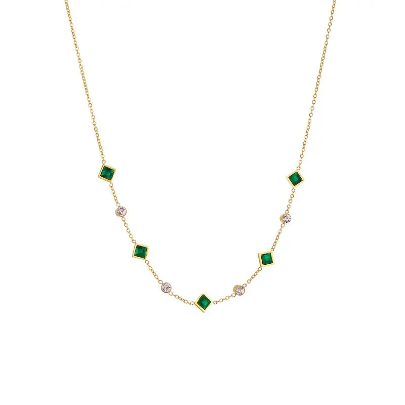 Elegant Gold Necklace with Subtle Flower