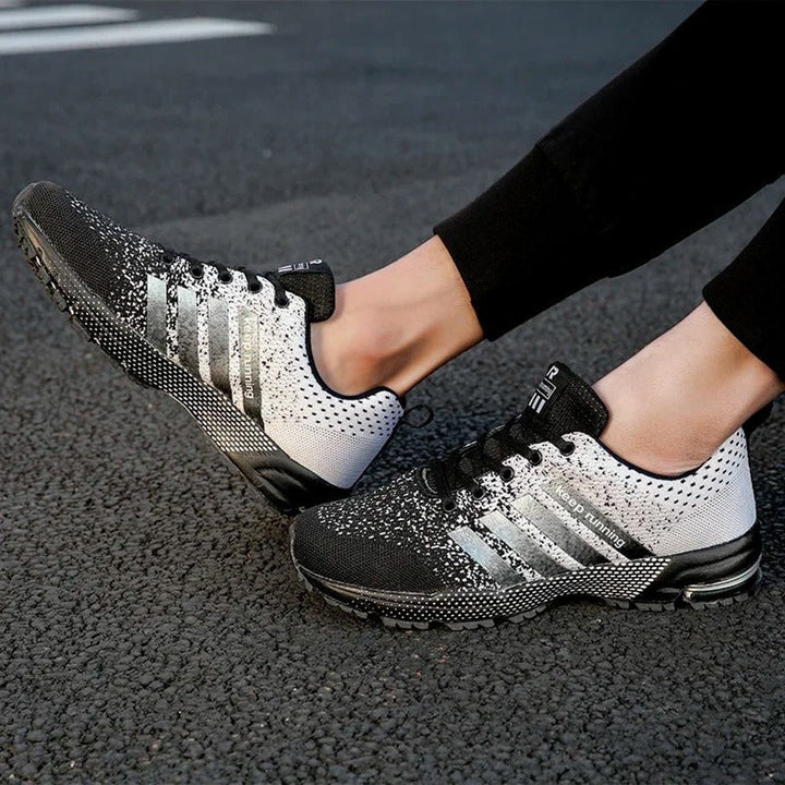 Men's Running Shoes - Dynamic Training Design