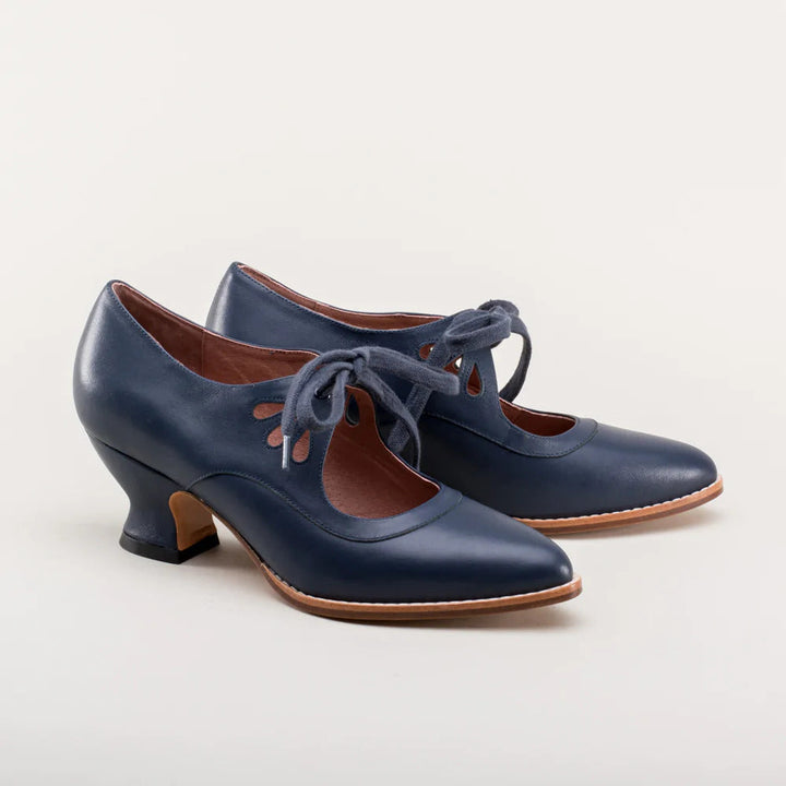 Women's Comfort Heeled Shoes