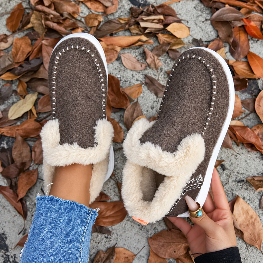 Women's Slip-On Sneakers with Plush Lining