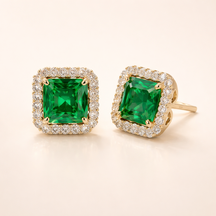 Elegant gold earrings with a refined design