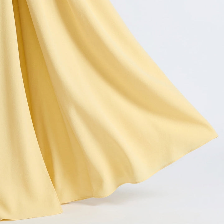 Off-the-shoulder elegant maxi dress with pleated skirt and thigh slit