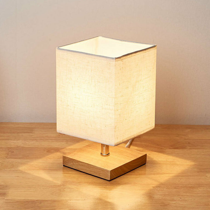 Stylish Minimalist Table Lamp – LinenWood