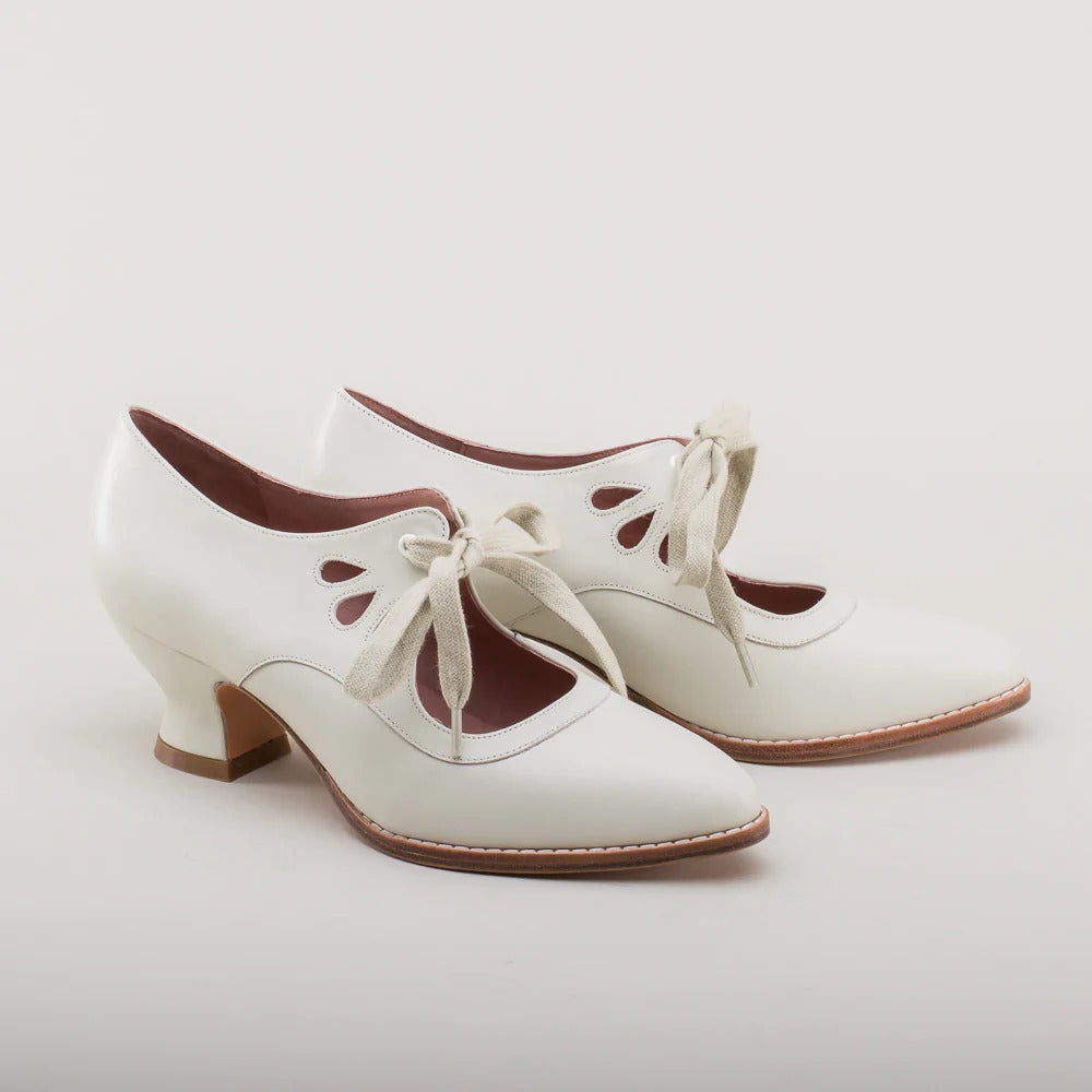 Women's Comfort Heeled Shoes