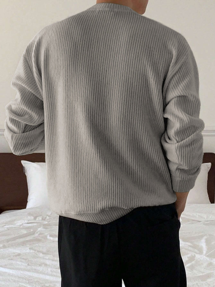 Men's Rib Knit Crew-Neck Sweater with Relaxed Fit