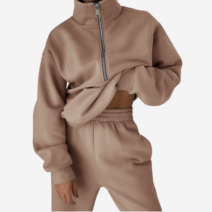 Two-Piece Tracksuit - Comfort and Style Perfectly Matched