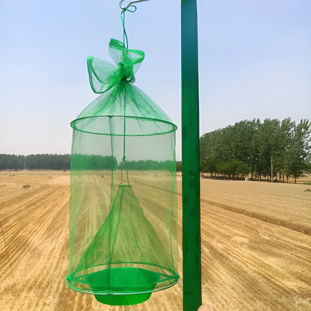 Reusable stable fly trap