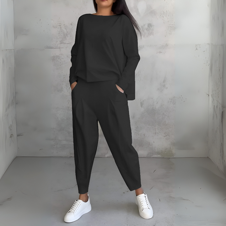 Minimalist Comfort Set for Daily Wear