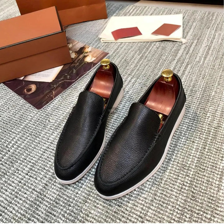 Unisex Loafers – Elegant All-Round Style