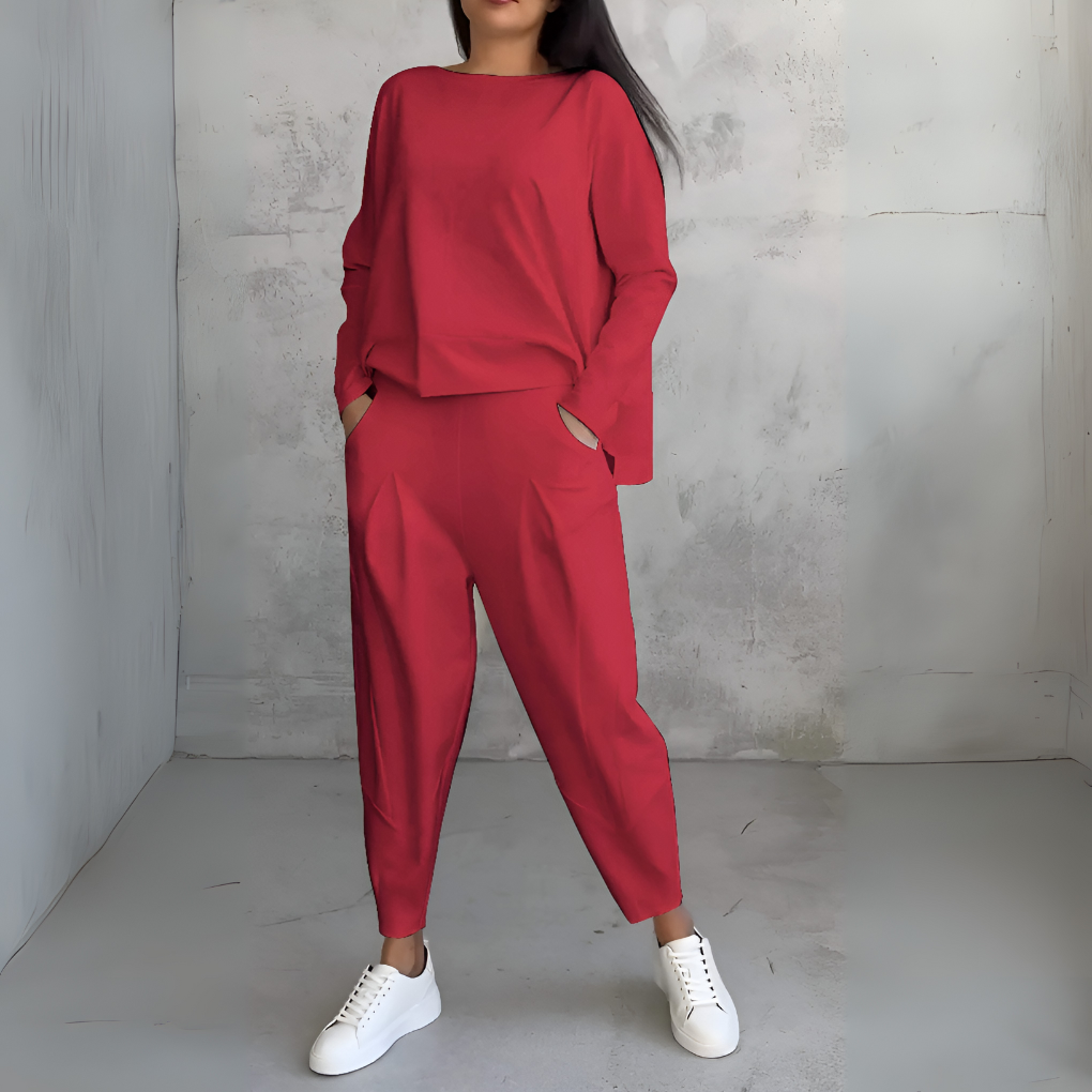 Minimalist Comfort Set for Daily Wear