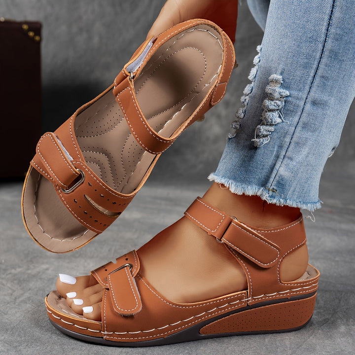Comfortable orthopedic sandals