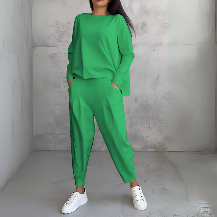 Minimalist Comfort Set for Daily Wear