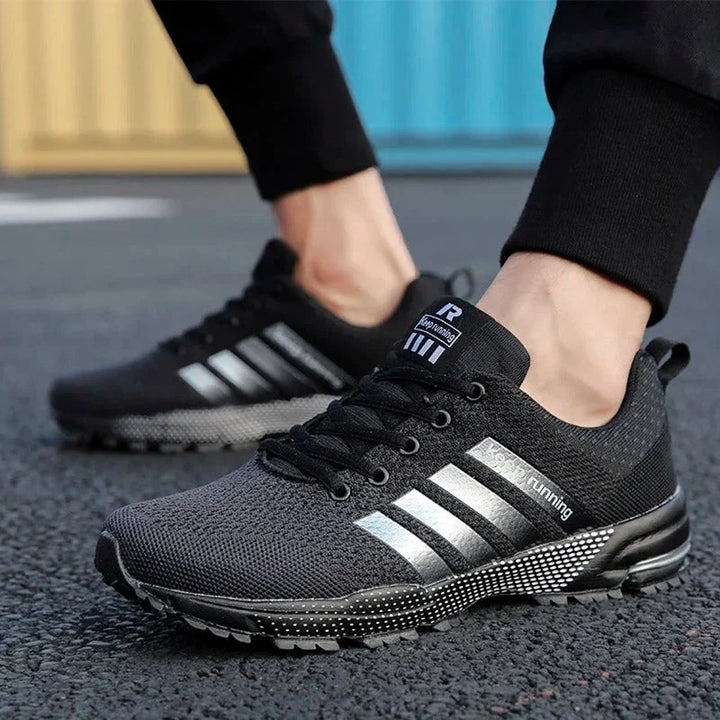 Men's Running Shoes - Dynamic Training Design