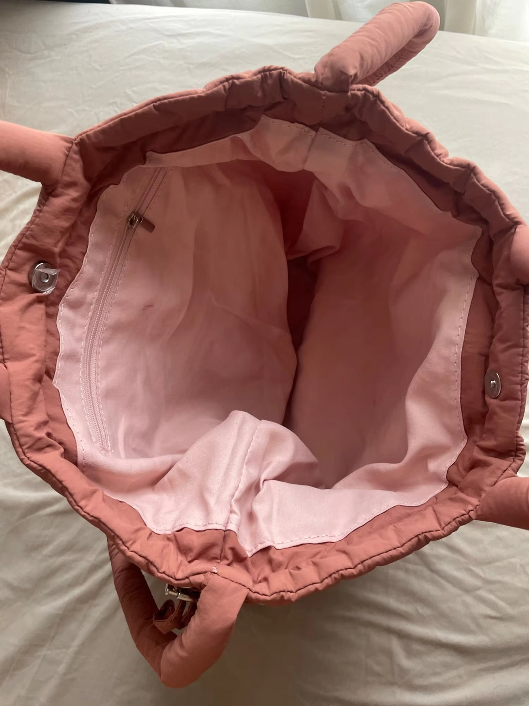 Unique Puffer Handbag with Trendy Volume - Riva