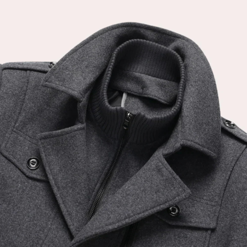 Two-Piece Winter Coat for Men – Warmth and Style Combined