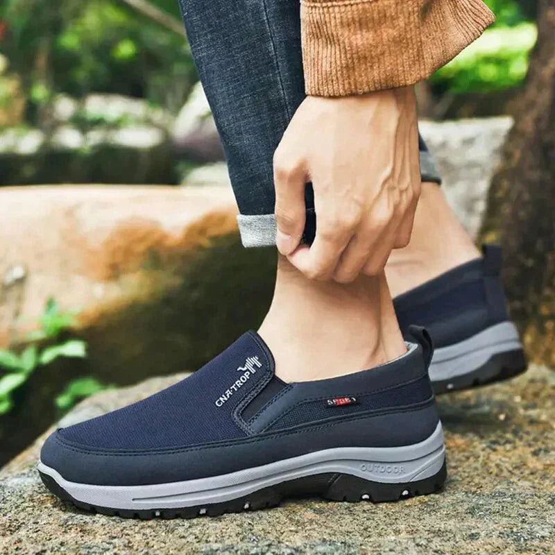 Men’s Walking Shoes