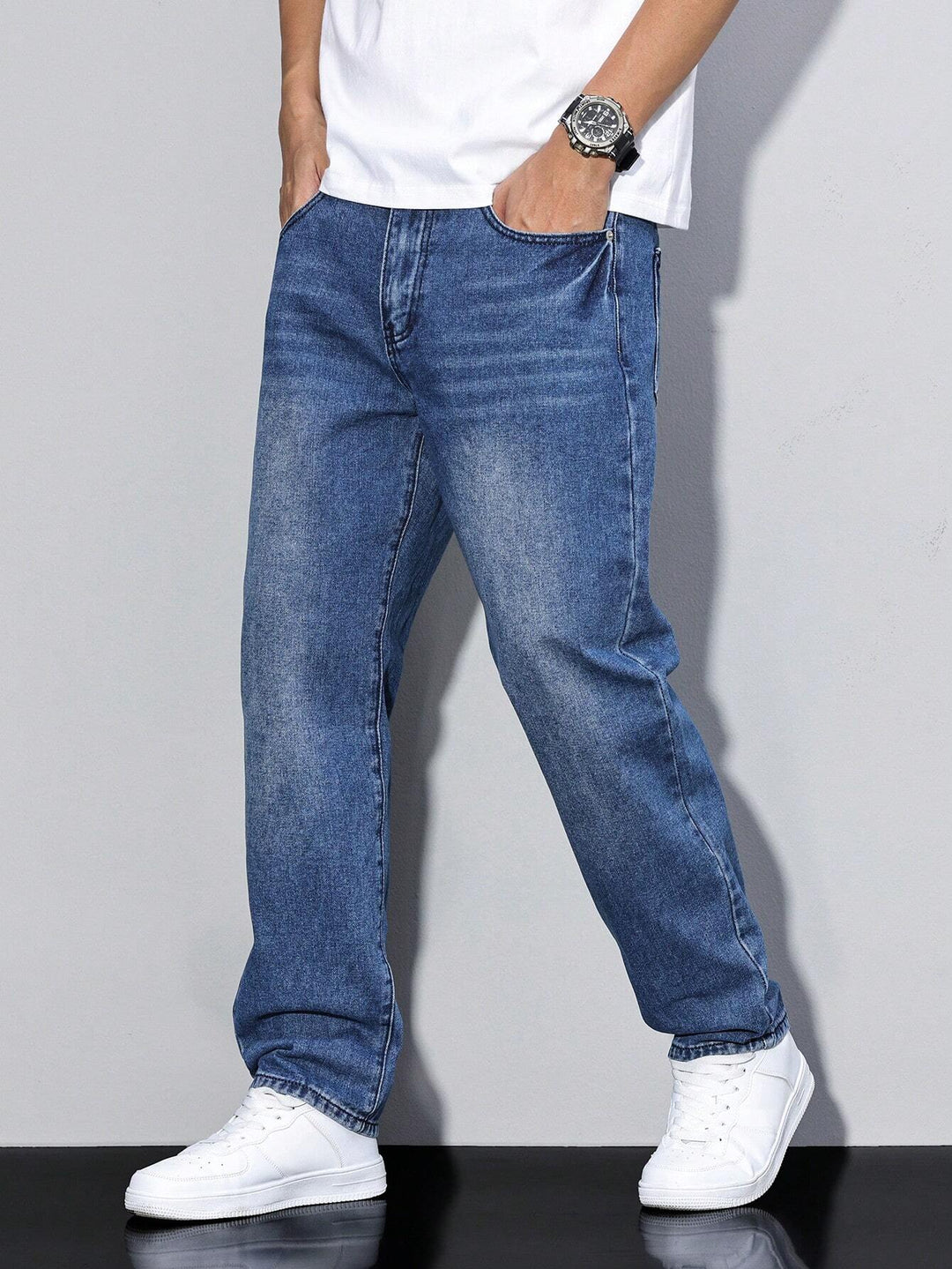 Baggy Jeans - Wide-Cut Denim Pants in a Used Look