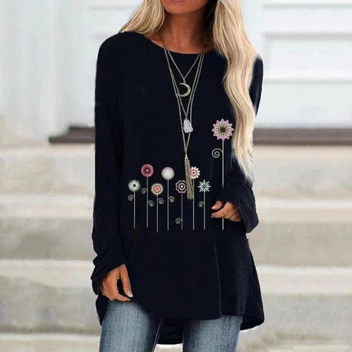 Sweatshirt with 3D Floral Embroidery - Soft Texture Meets Subtle Elegance