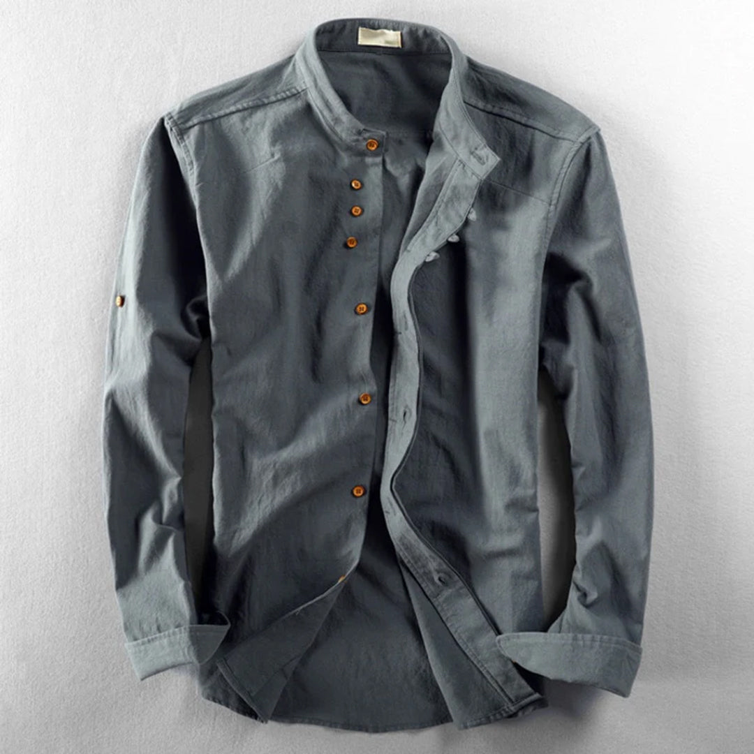 Stylish Men's Shirt - Seamlessly Blending Classic Design