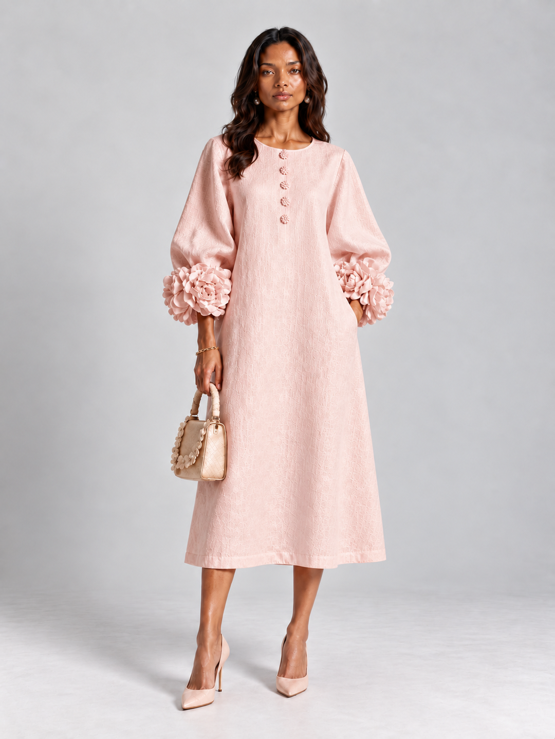 Elegant, Long, Flowing Dress with Balloon Sleeves