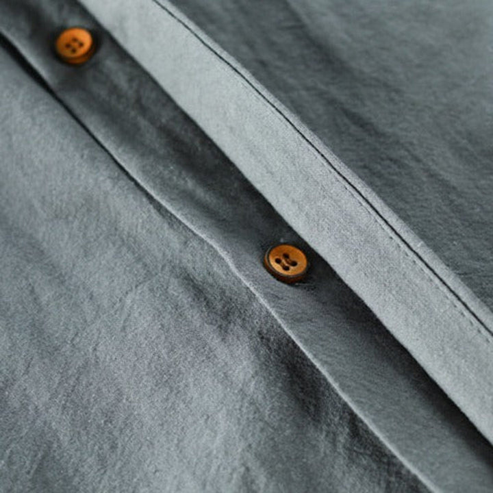Stylish Men's Shirt - Seamlessly Blending Classic Design
