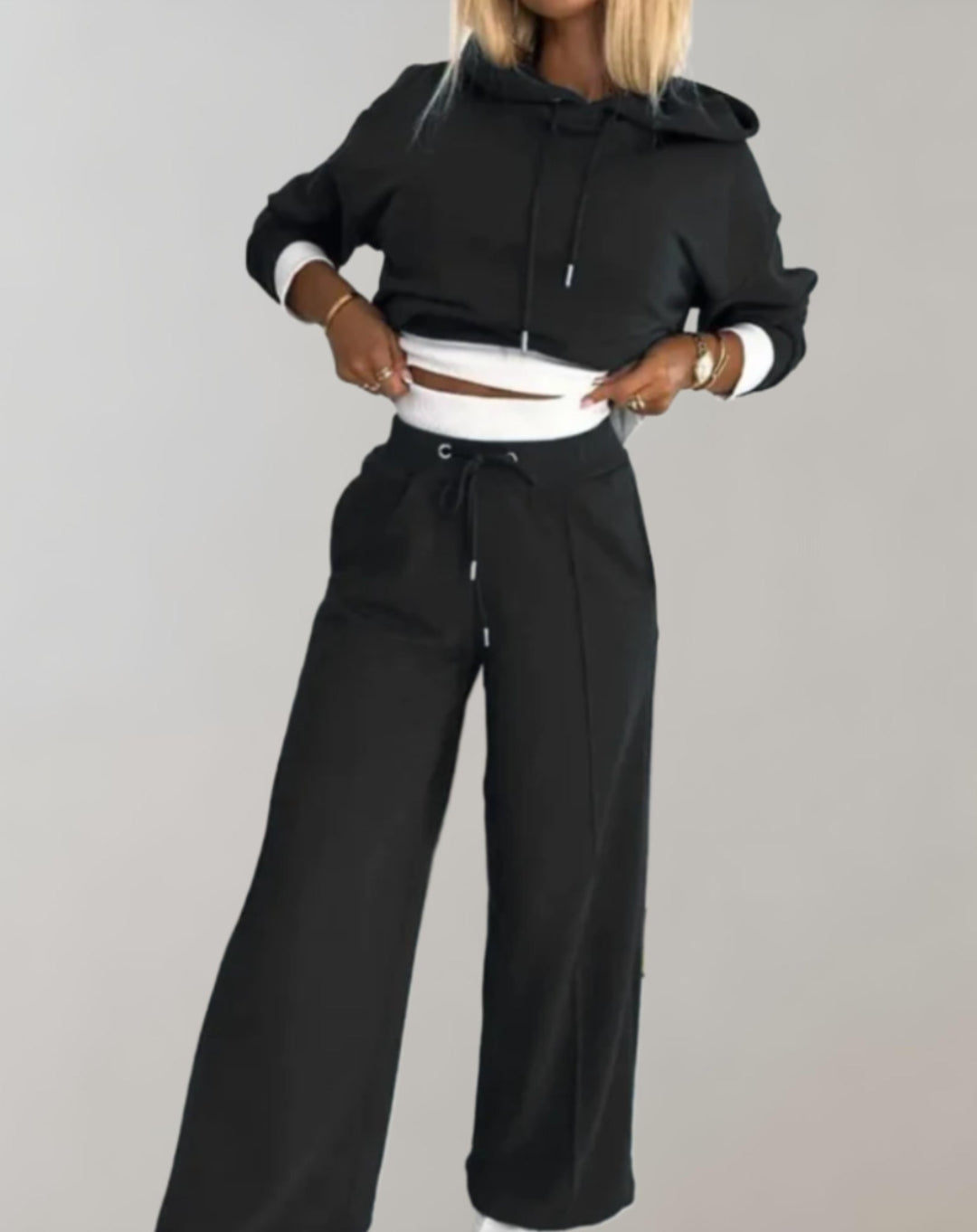 Women's Tracksuit Set – 2-Piece, Comfortable, Casual with Hoodie and Wide-Leg Pants
