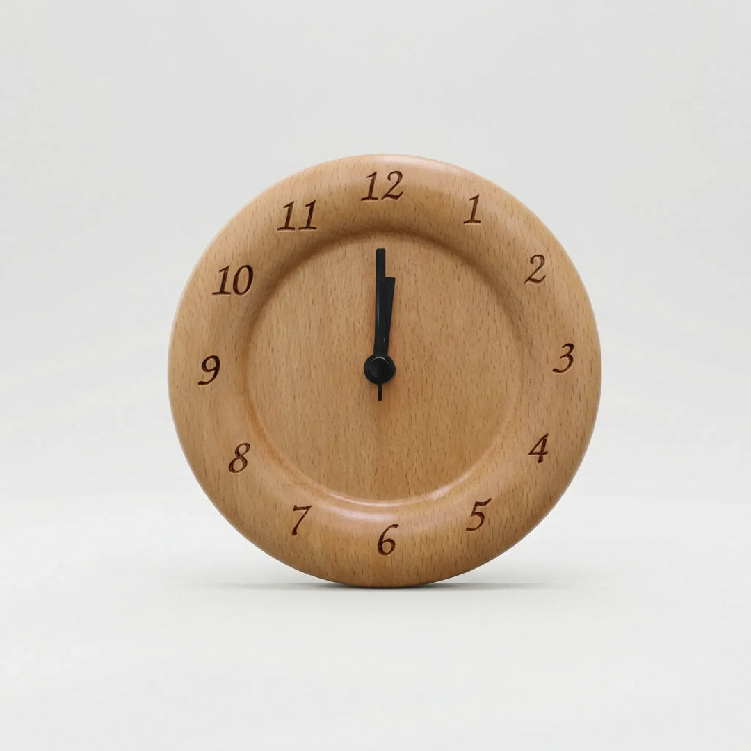 Silent Analog Alarm Clock with a Natural Look - Woodtick