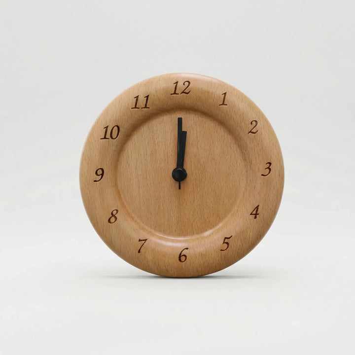 Silent Analog Alarm Clock with a Natural Look - Woodtick