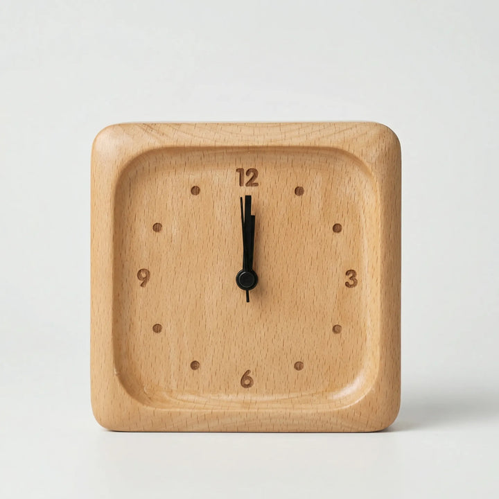 Silent Analog Alarm Clock with a Natural Look - Woodtick