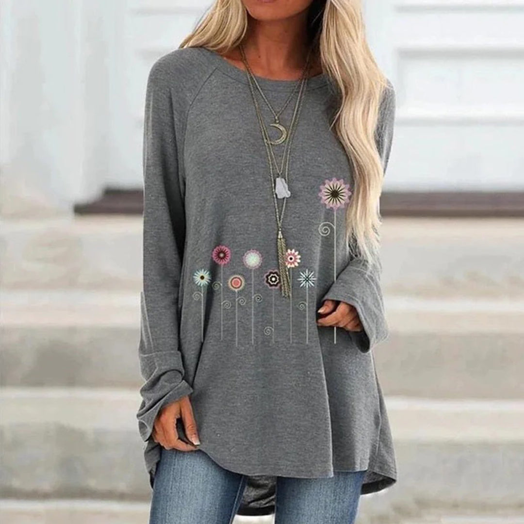 Sweatshirt with 3D Floral Embroidery - Soft Texture Meets Subtle Elegance