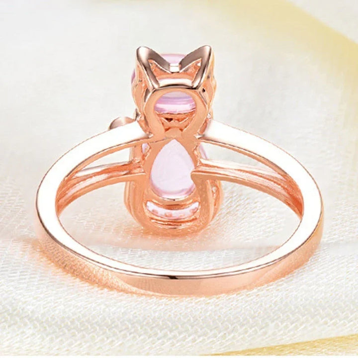 Elegant rose gold ring with refined design