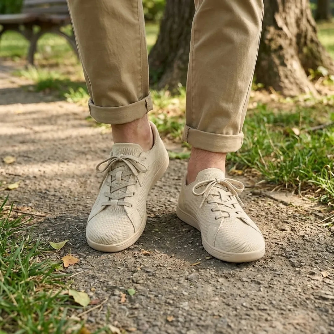 Unisex barefoot sneakers with wide toe box and breathable mesh