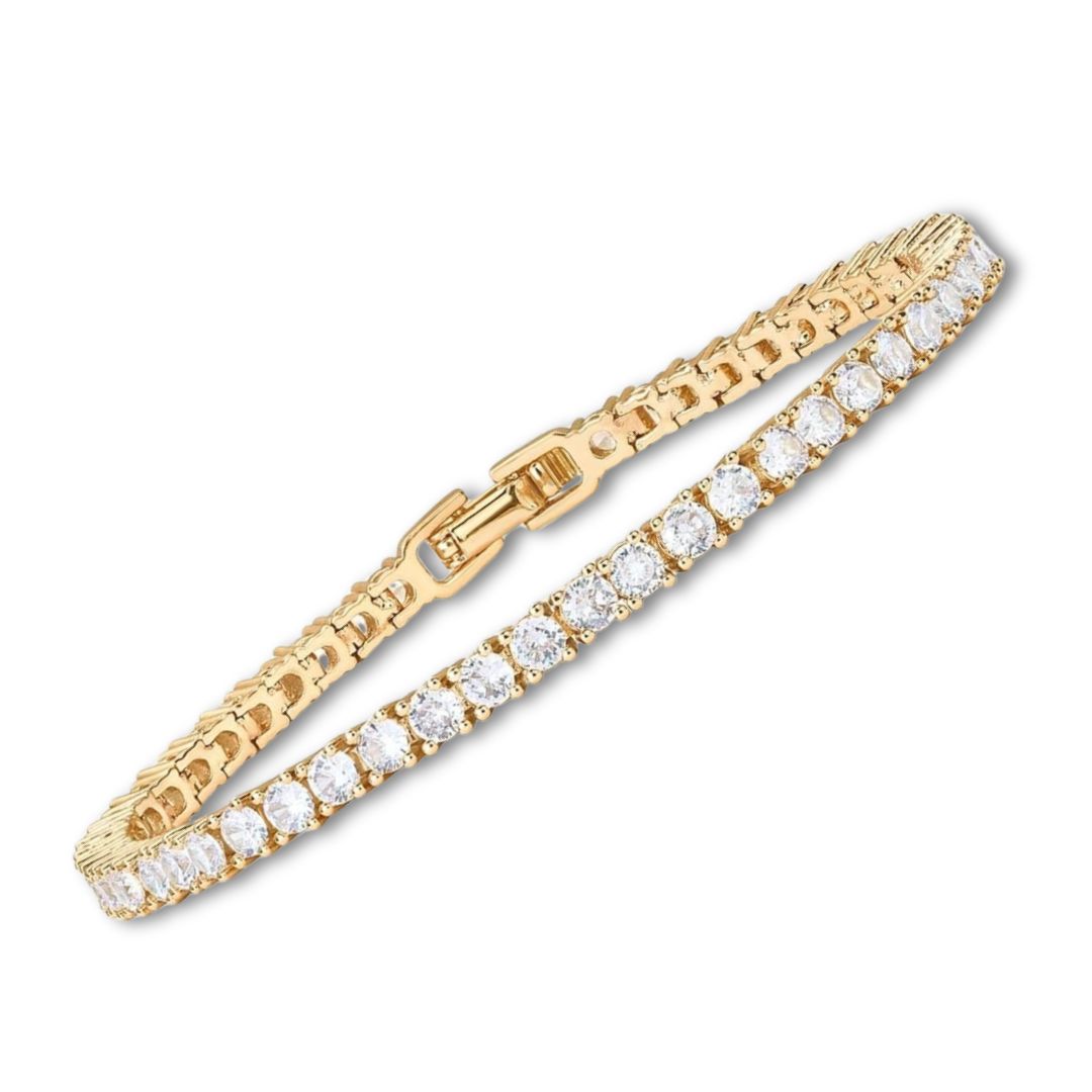 Elegant white gold tennis bracelet with refined shine