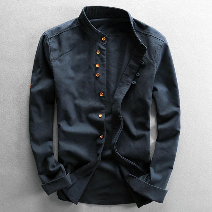 Stylish Men's Shirt - Seamlessly Blending Classic Design