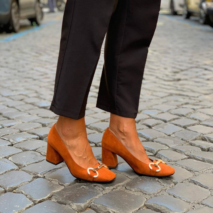 Women's Closed-Toe Block Heel Sandals