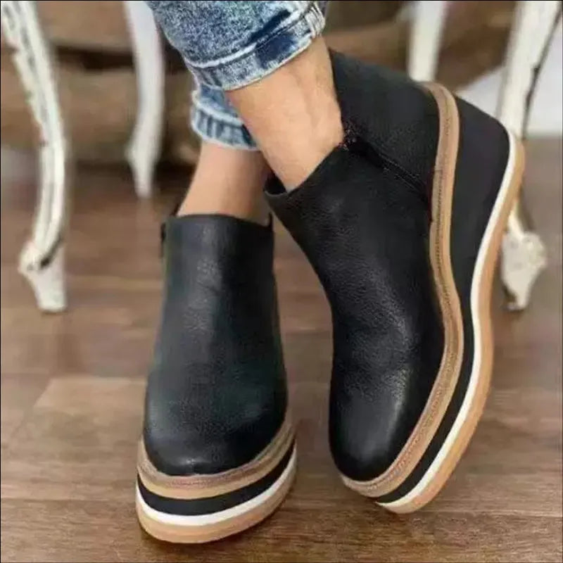 Stylish Autumn Wedge-Heel Boot – Mila