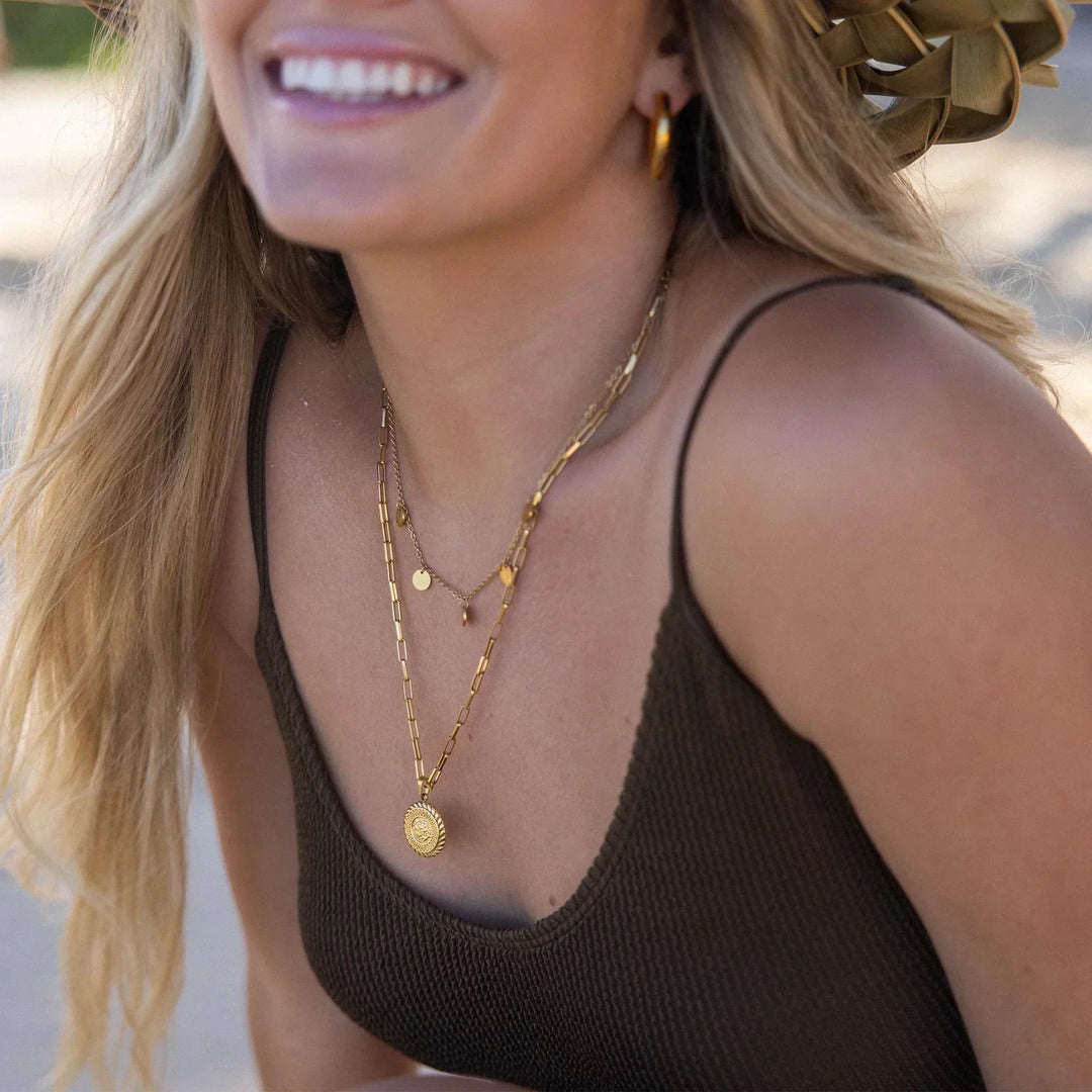 Elegant silver cultured pearl necklace with refined details