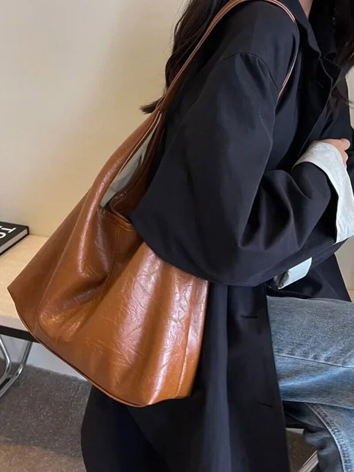 Women's Leather Shoulder Bag with Minimalist Design – Luxury Accessory for Everyday Use