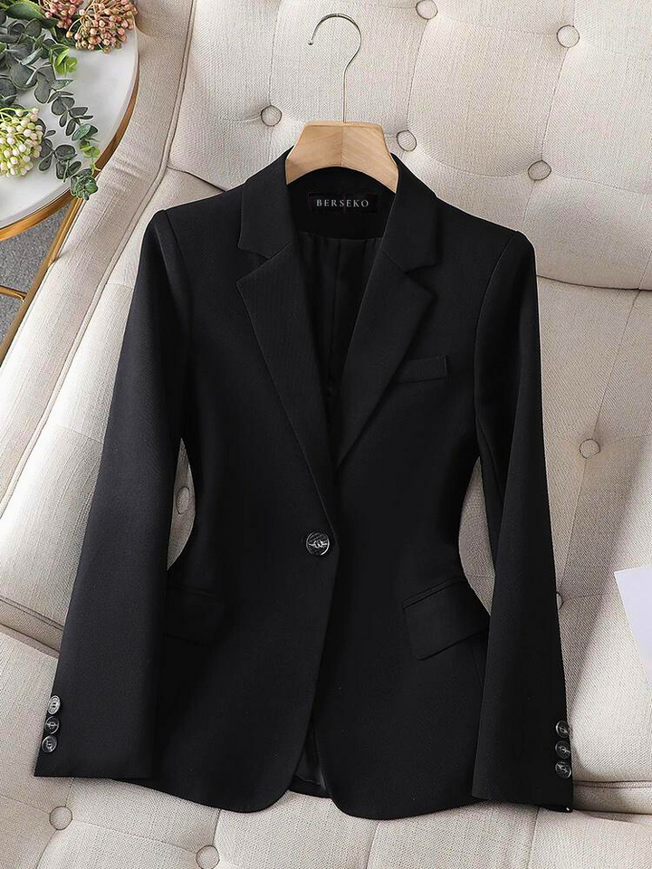 Stylish Women's Blazer - Carmen