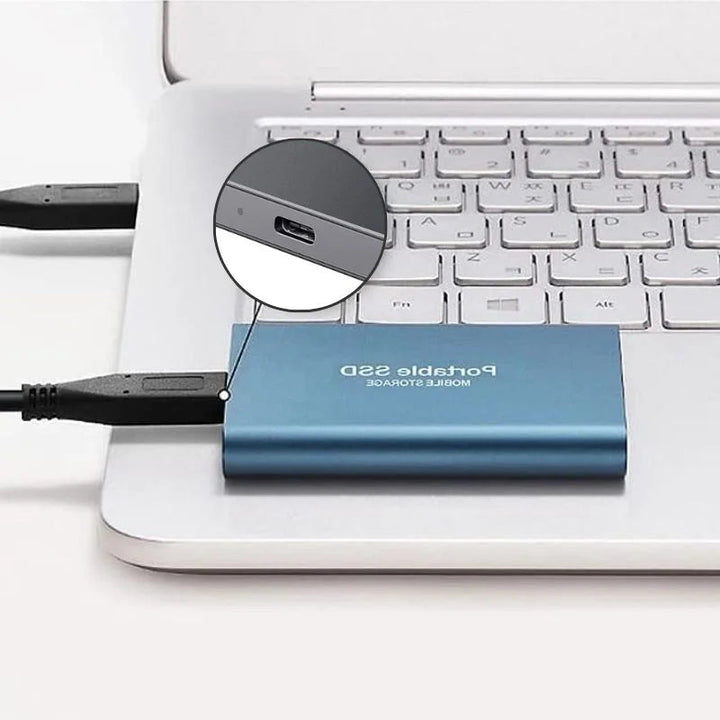 UltraDrive external SSD with universal USB-C connection