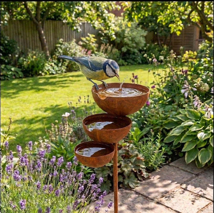 Three-tier bird bath | Bring your garden to life every morning