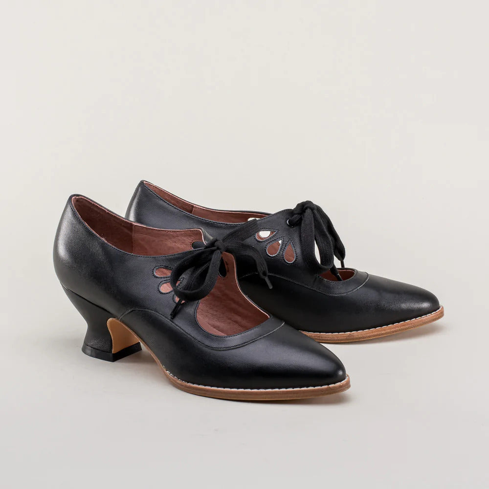Women's Comfort Heeled Shoes