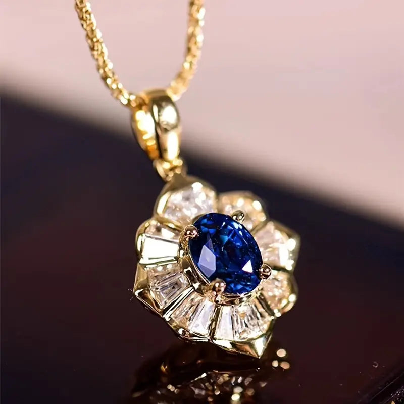 Nocturne gold necklace with delicate stars