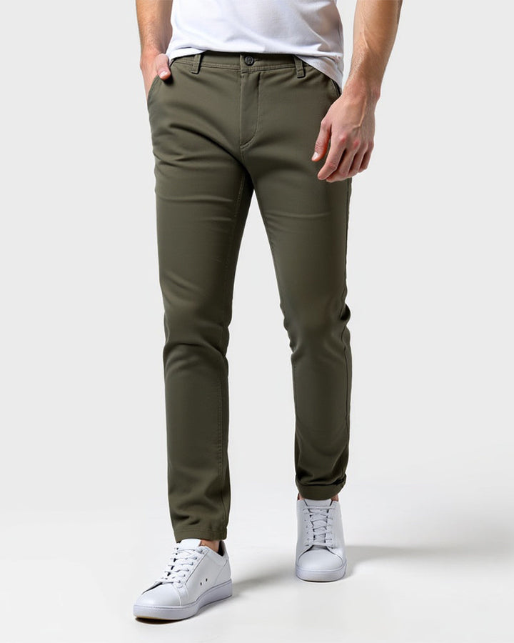 Men's slim-fit chinos for everyday and the office