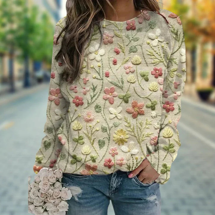 Women’s Sweater – Spring Layer with Relaxed Flair