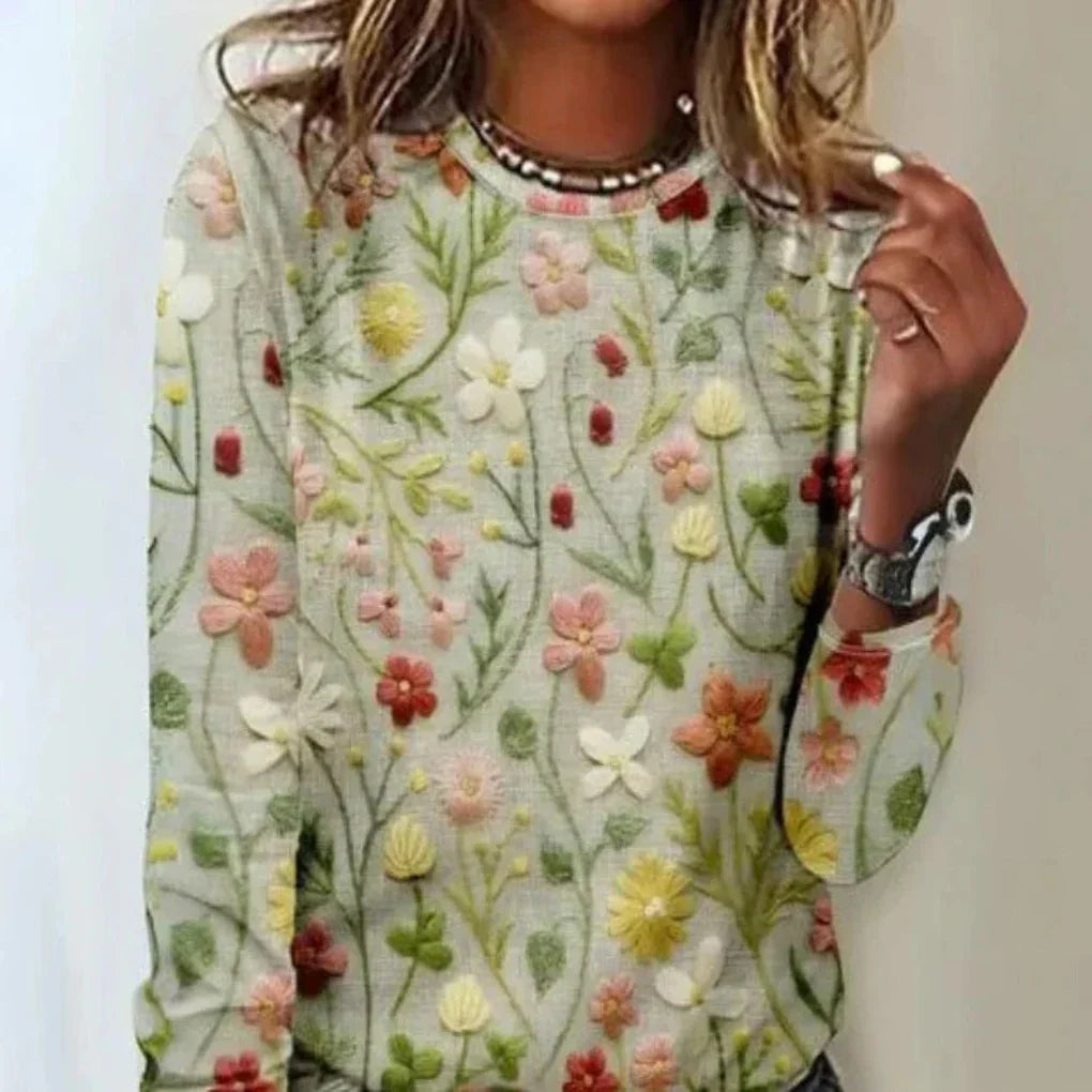 Women’s Sweater – Spring Layer with Relaxed Flair
