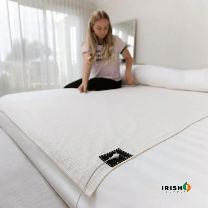 Grounding Earthing Bed Sheet with Conductive Grid and Snap-On Cord Queen Size Set