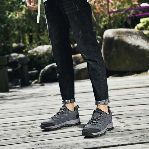 Men’s Trail-Ready Hiking Sneakers