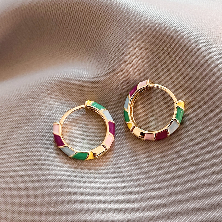 Elegant gold-colored earrings