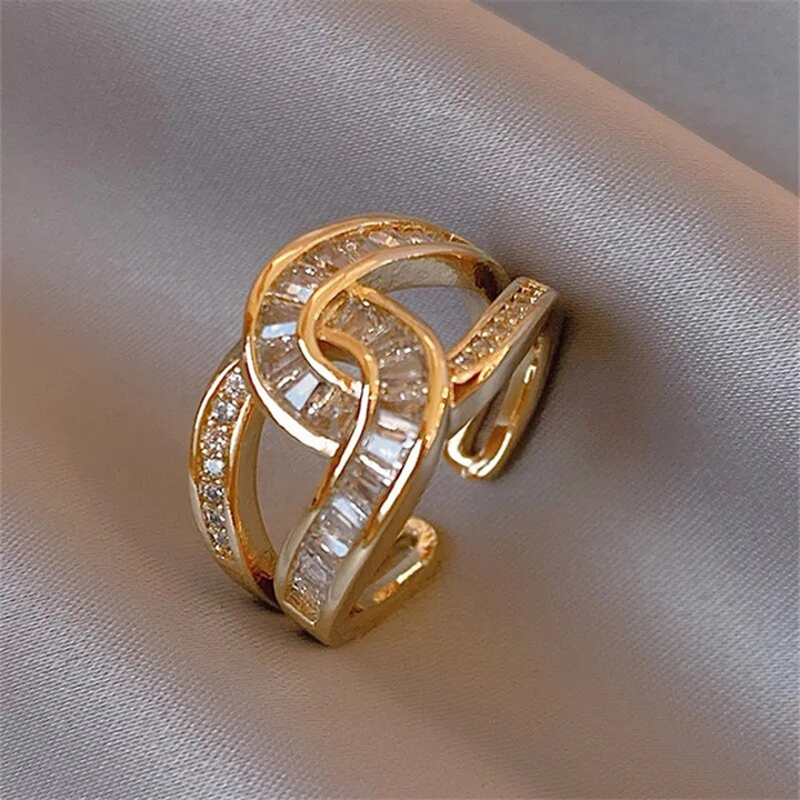 Knotted rose gold ring with subtle details